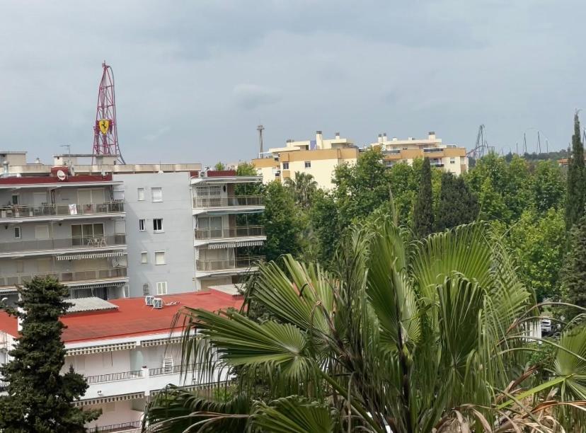 Residencial Michelangelo Apartment Salou Bagian luar foto