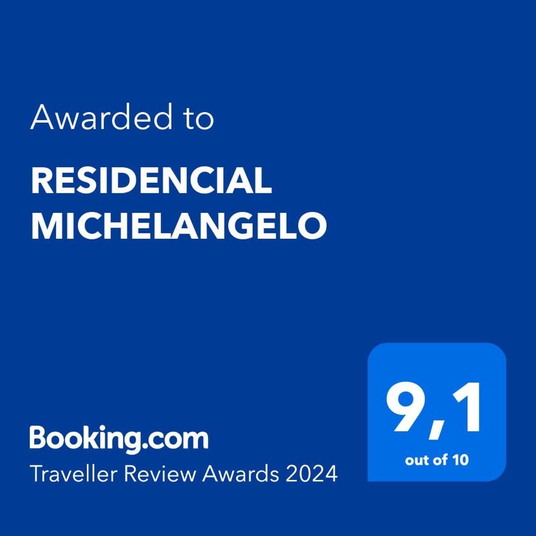 Residencial Michelangelo Apartment Salou Bagian luar foto
