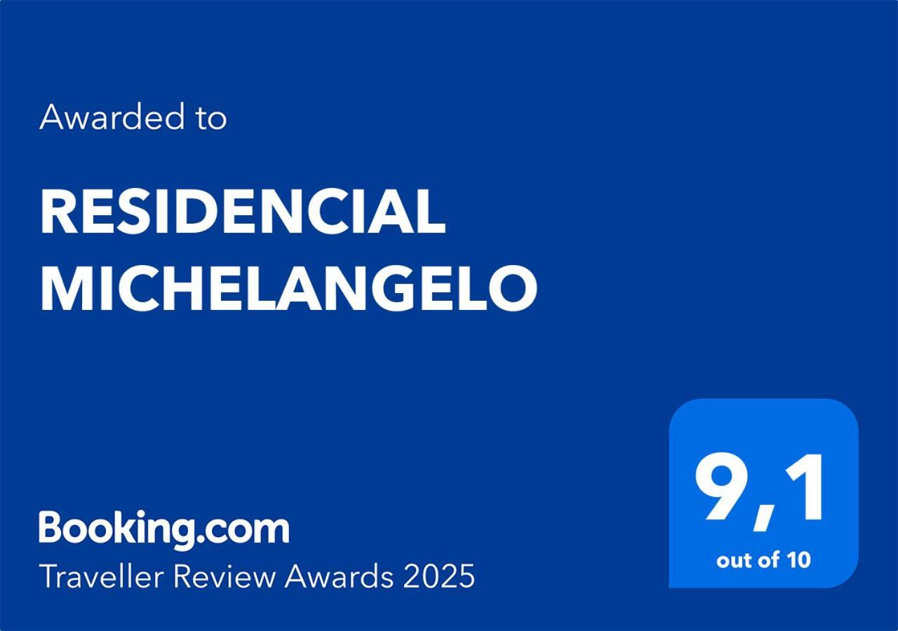 Residencial Michelangelo Apartment Salou Bagian luar foto
